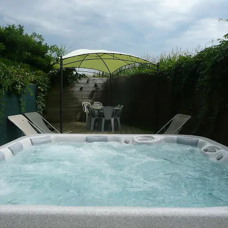 Dom wakacyjny Alaudy Sejours Ecologiques - 2 *